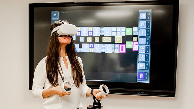 Willkommen in der VR-basierten Konzeption von Arbeitswelten. © Daniel Rachnaev