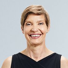 Alexandra Wattie<br>M.O.O.CON